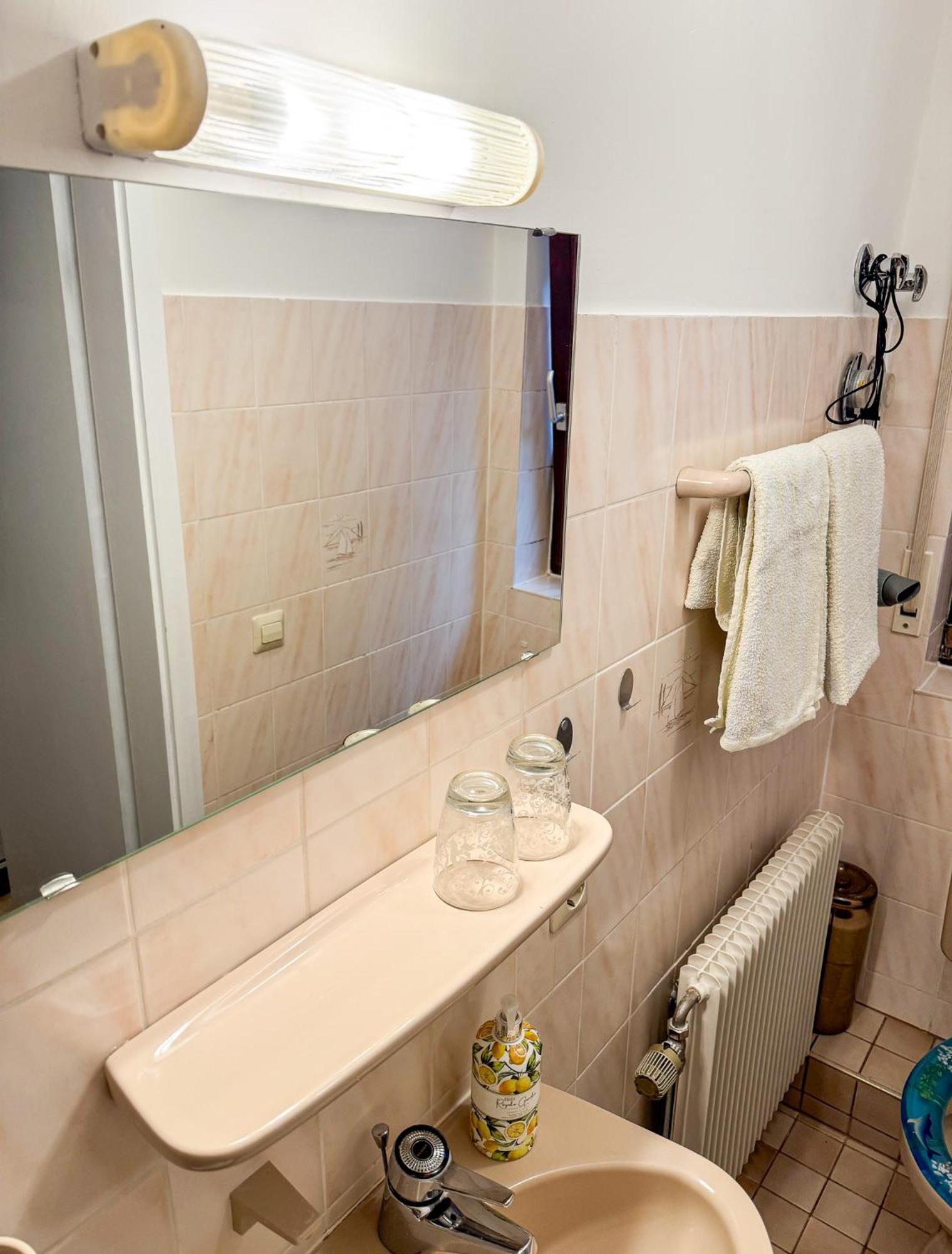 Apartment Parkplatz Garten Rad-Garage ไฟรบวร์กอิมไบรส์เกา ภายนอก รูปภาพ