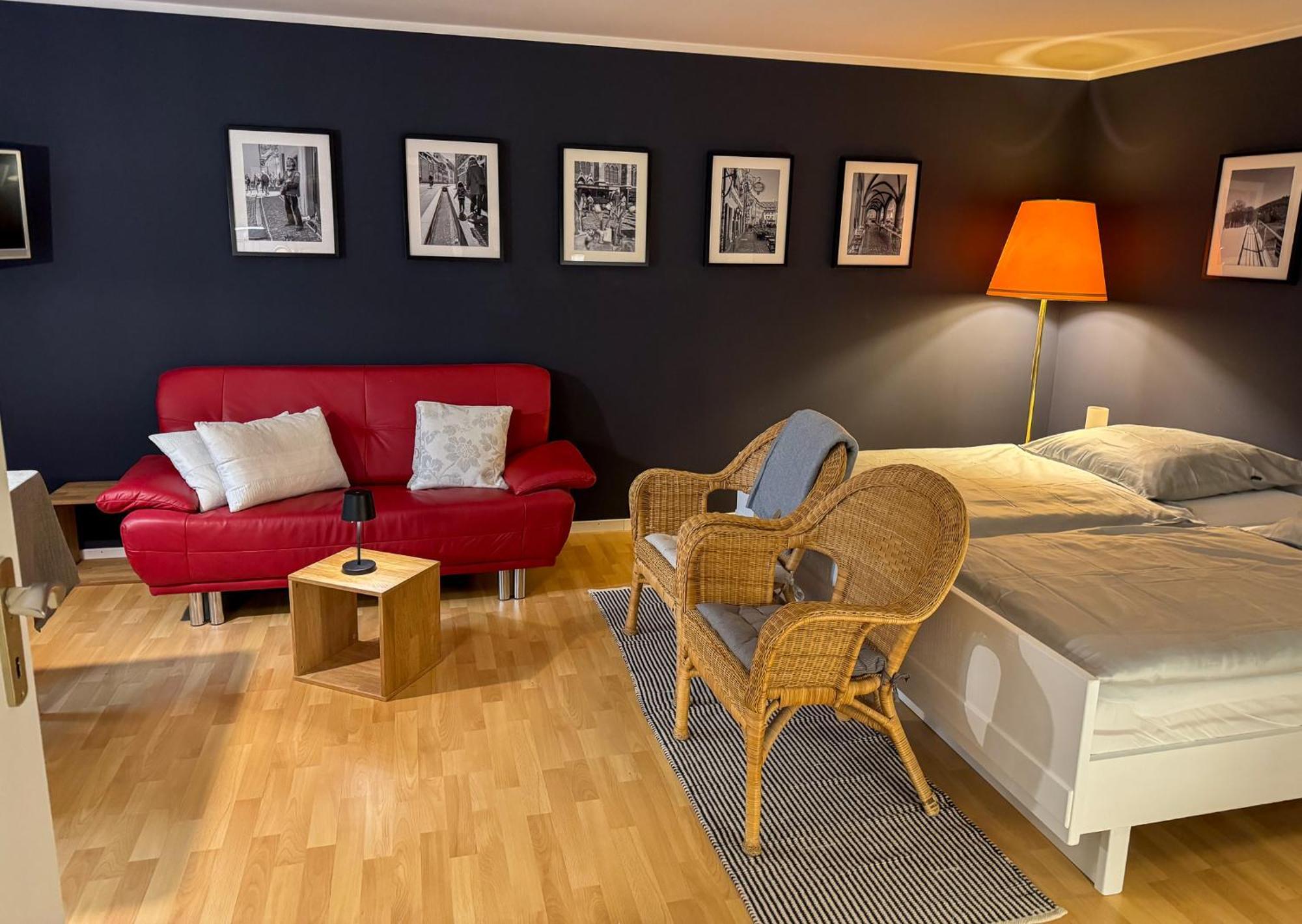 Apartment Parkplatz Garten Rad-Garage ไฟรบวร์กอิมไบรส์เกา ภายนอก รูปภาพ